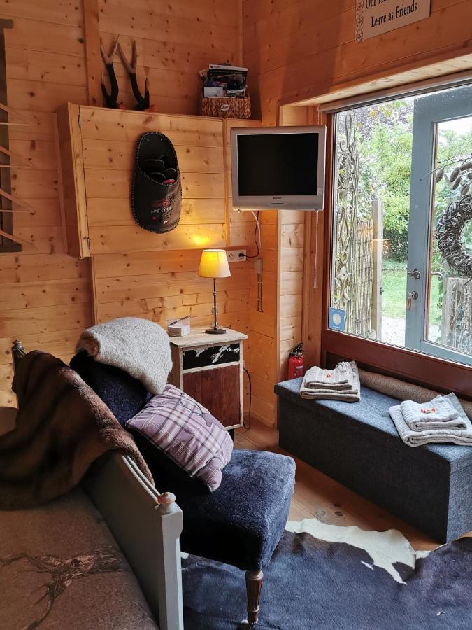 Le Cerf D'Hubert Bed & Breakfast Redu Exterior foto