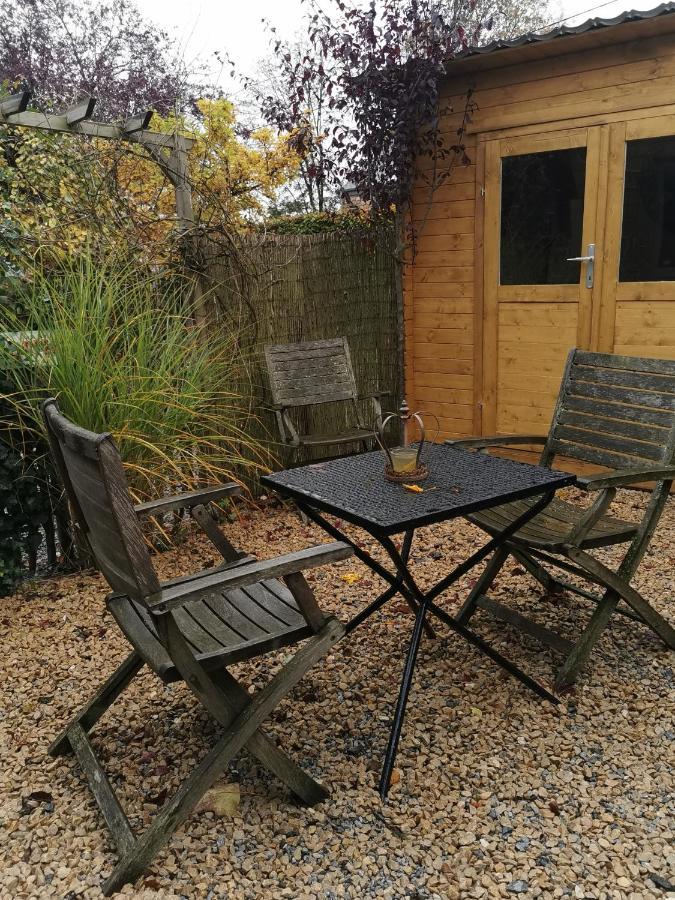 Le Cerf D'Hubert Bed & Breakfast Redu Exterior foto